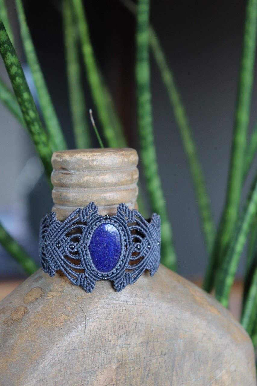 Macramé Bracelet-229GR Lapis Lazuli